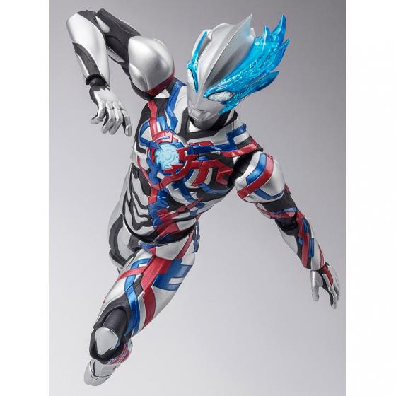 予約商品 ウルトラマンブレーザー月下旬発売