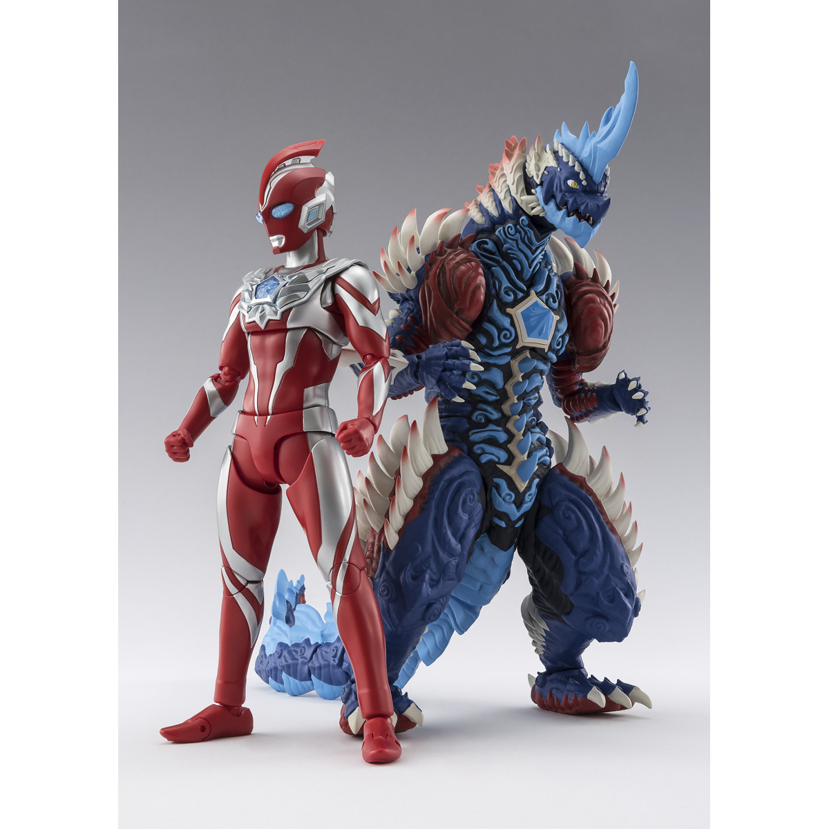 ウルトラマンフィギュアセット英雄勇像 (９個) 英雄勇像 フィギュア ウルトラマン セットの通販 by RAS R(i)NK