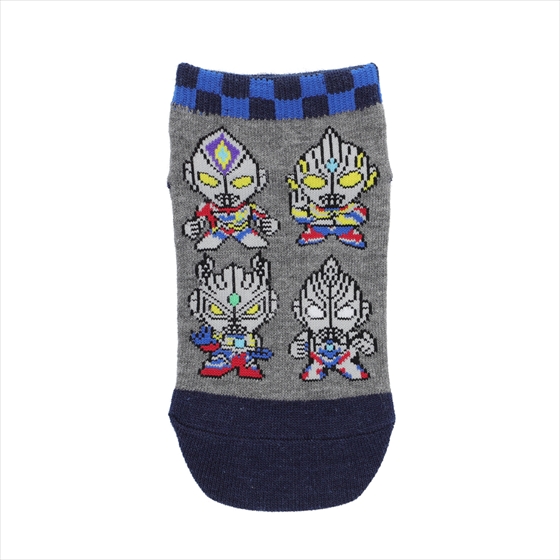 ウルトラマン　非売品 非売品 ウルトラマン ゼロ ゼット ぬりえ 迷路 ニュー
