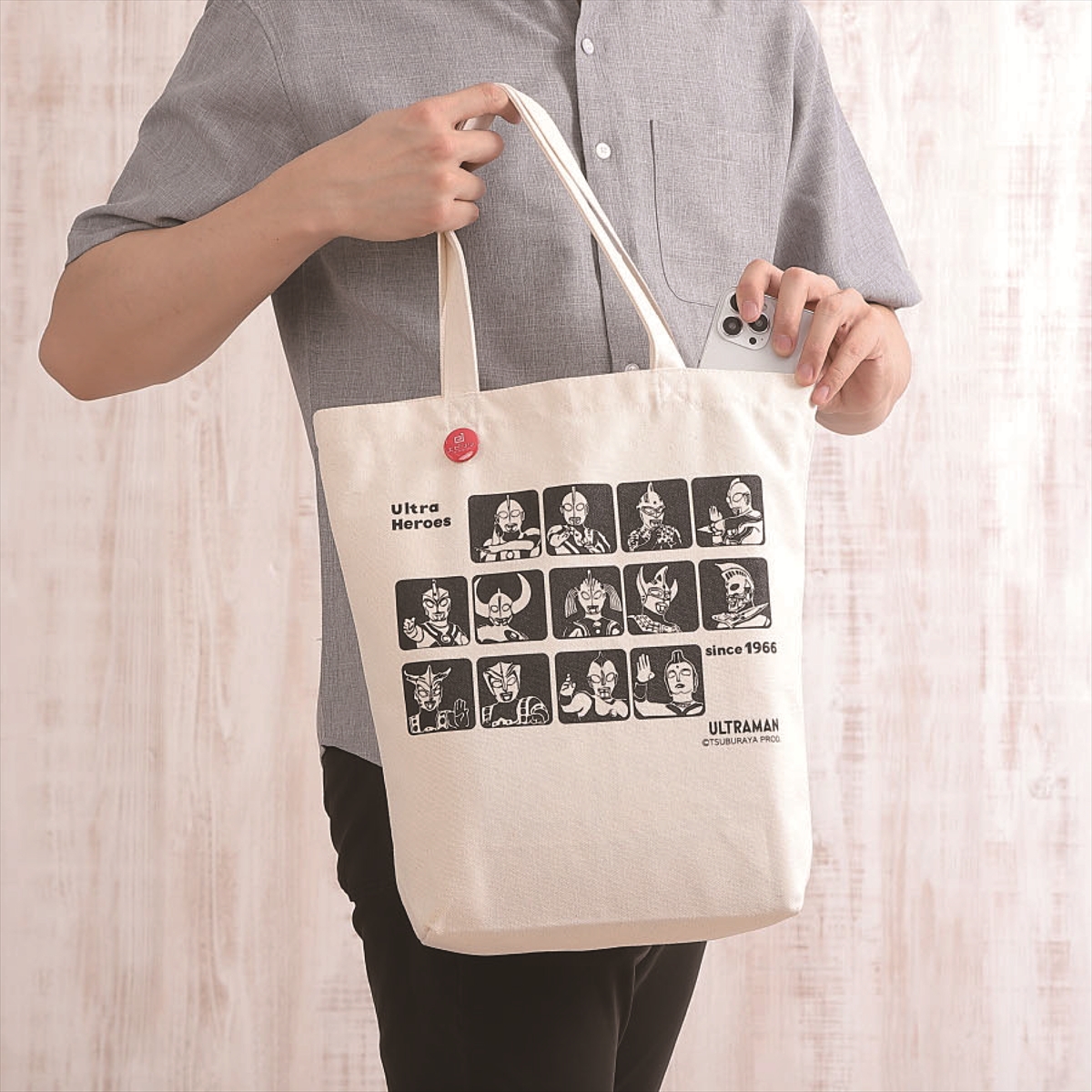 トートバッグ ULTRA HEROES since1966 | ULTRAMAN OFFICIAL SHOP