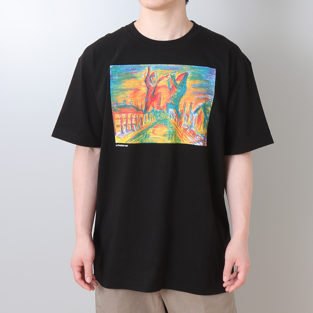Tシャツ Ultra Art Museum ウルトラセブン ＆メトロン星人 56583 M