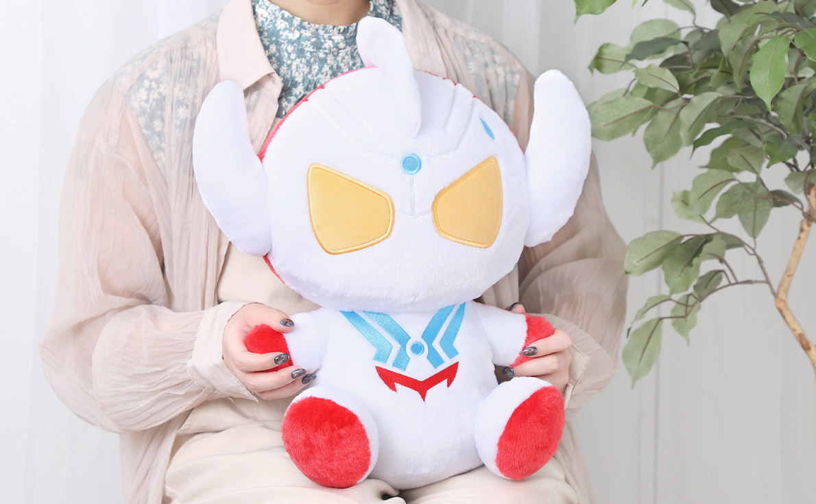 ウルトラマンゼロM78ウルトラマンショップふわふわ抱っこ